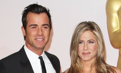 Jennifer Aniston Marries Justin Theroux at Their Bel Air Mansion