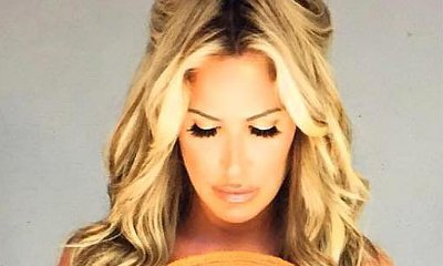 Kim Zolciak Goes Topless, Flashes Major Side Boobs in Unedited Pic