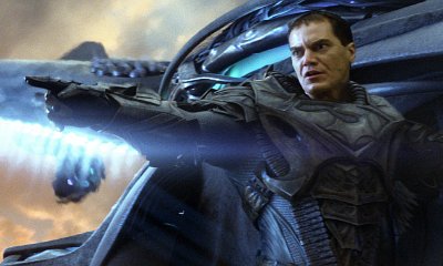 Michael Shannon Clarifies 'Batman v Superman' Flipper Hands Rumor