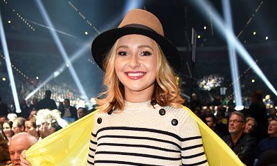 Hayden Panettiere All Smiles During First Outing After Postpartum Depression Treament