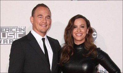 Alanis Morissette and Husband Expecting Their Second Child