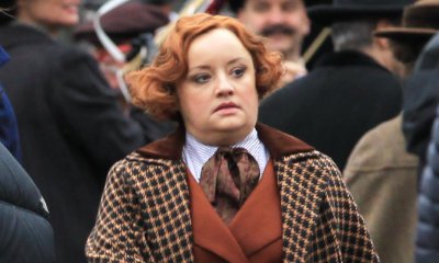 'Wonder Woman' On-Set Pictures Reveal Lucy Davis as Etta Candy