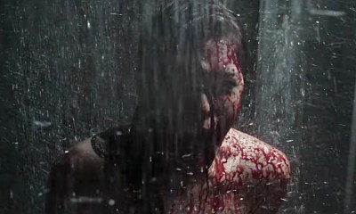 'Alien: Covenant' Shows New Bloody Shower Scene in First Trailer