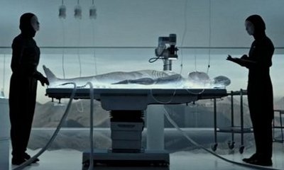 Watch: 'Alien: Covenant' Introduces New Android Walter