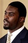Michael Vick Voluntarily Surrendered to U.S. Marshals to Begin Dogfighting Sentence Early
