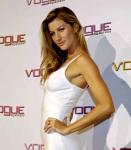 Gisele Bundchen's Most Alluring Body Exposed at Photo Exhibit