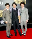 Jonas Brothers to Go Hip-Hop for New Album