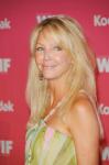 Heather Locklear Returns to 'Melrose Place'