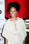 Presenting Award, Jada Pinkett Smith Bursts Into Tears Over Father's Death