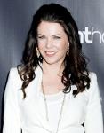 Lauren Graham Mistakenly Accused Old Woman for Broadway Filming