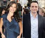 On-Set Pics of 'The Smurfs': Sofia Vergara Filming With Hank Azaria