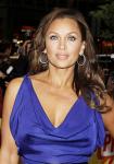 Vanessa Williams Moves In to Wisteria Lane