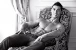 Cristiano Ronaldo Shows Buff Bod in Emporio Armani New Ads
