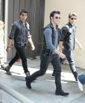 Jonas Brothers Debut New Song 'Feeling Alive'