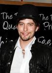 'Twilight' Star Jackson Rathbone Joins 'No Ordinary Family'