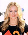 Kristen Bell Gets Humiliated by Aunt's Masturbation Joke