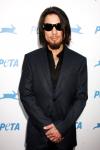 Dave Navarro Writes Open Letter in Wake of Teen's Suicide