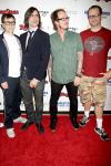 Weezer Will Do 'Deluxe Break-Up' for $20 Million