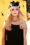 Mischa Barton Stopped by Police for Throwing Things Out