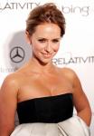 Jennifer Love Hewitt Has Picked Her Engagement Rings