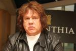 Gary Moore of Thin Lizzy Found Dead at 58