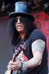 Slash Finally Plays in Osaka Concert After Japan Tsunami