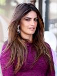 Penelope Cruz Peed in Caribbean Sea During Pirates Shoot