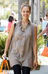Jessica Alba Stays Active to Make Pregnancy Easier