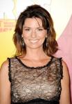 Shania Twain Takes Hard Fall at 2011 CMT Awards