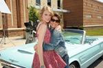 Video: Taylor Swift and Shania Twain's 'Thelma and Louise' Parody at 2011 CMT Awards