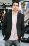 Kal Penn Joins 'How I Met Your Mother' as Robin's New Love Interest