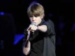 Video: Justin Bieber Showcases New Single 'Mistletoe' Live in Concert