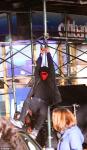 New 'Amazing Spider-Man' Set Footage: Spidey Swings in Jeans