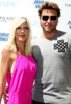 Tori Spelling Finally Talks About Accidental Boobs Pic