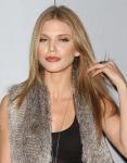 AnnaLynne McCord on Accidental Post of Topless Twitpic: Feel Free to Judge Me