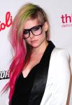 Avril Lavigne Covers Nickelback's 'How You Remind Me'