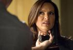 'Law and Order: SVU' Season 15 Promo: Det. Benson Begs for Her Life