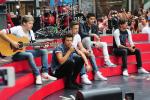 One Direction's Zayn Malik Messes Up 'Kiss You' Lyrics During Performance on 'Today'
