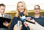 First Look at Lisa Kudrow on 'Scandal'