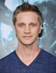 'Nikita' Star Devon Sawa to Welcome Baby Boy