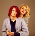 Courtney Love Wrote the Mockery Note in Kurt Cobain's Wallet
