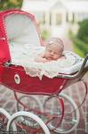 Kelly Clarkson Shares First Photo of Daughter River Rose