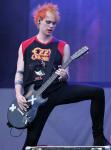 5 Seconds of Summer's Guitarist's Hearing Damaged due to Screaming Fans
