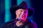 Garth Brooks Brings People to Tears With New Song 'Mom' on 'GMA'