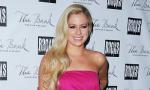 Avril Lavigne Shoots Down 'Hilarious' Rehab Rumors