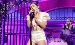 Video: Charli XCX Performs on 'Saturday Night Live'