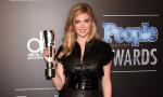 Kate Upton Wins Sexiest Woman Award at PEOPLE Magazine Awards