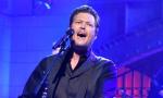 Video: Blake Shelton Performs on 'Saturday Night Live'