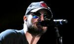 Video: Eric Church Plays Surprise Solo Show After His Band Catches Stomach Flu