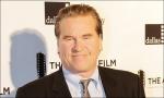 Val Kilmer Denies Having Throat Tumor, Gets Treated for 'Complication'